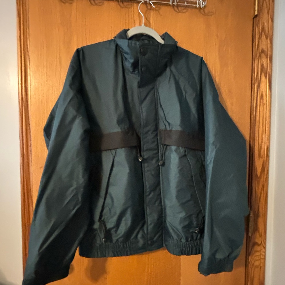 STORMTECH STORMTECH MENS MED‎ WATER RESISTANT PERFORMANCE JACKET EUC